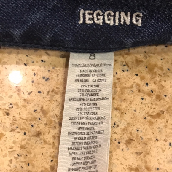 American Eagle Medium Wash Jegging Capris - Picture 4 of 5